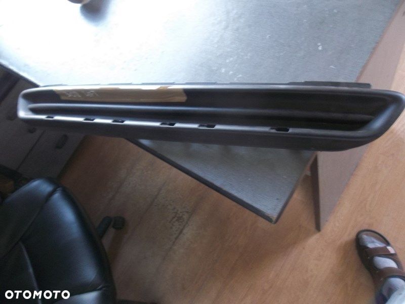 Peugeot 308 lift kratka zderzaka przód nowa orygin - 1