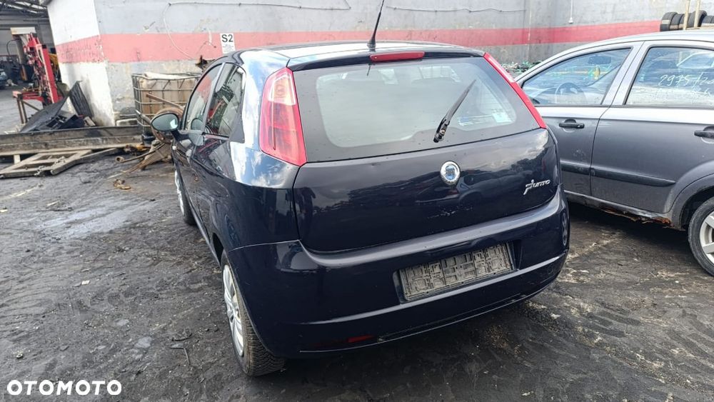 36395 Fiat grande Punto model od 05-12 silnik 1.3 JTD 199A2000 75 km lakier 475/A - 5