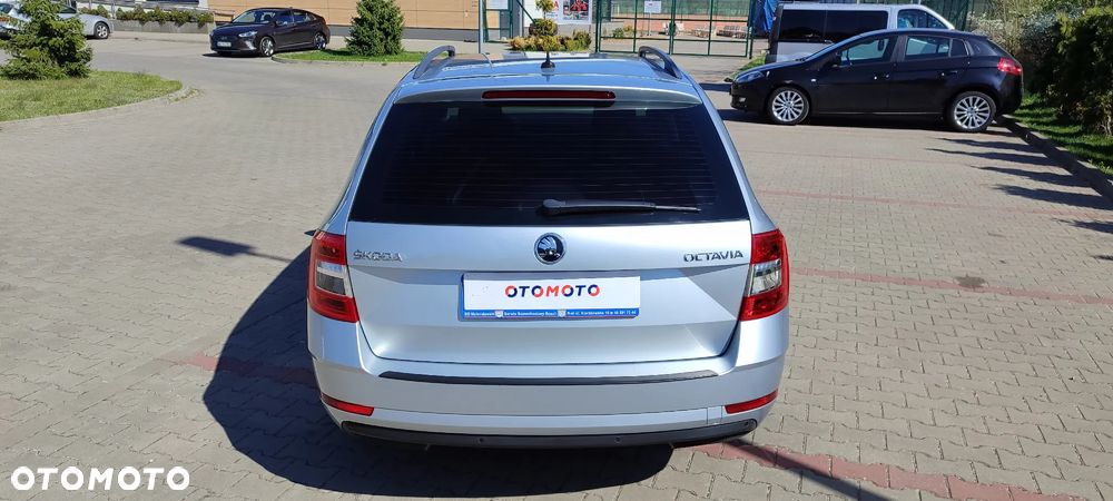 Skoda Octavia 1.6 TDI SCR Style - 6