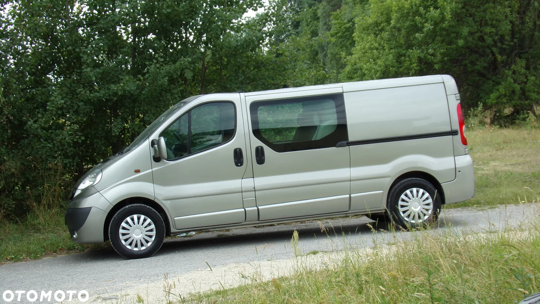 Opel VIVARO 2.0 115KM * LONG * KLIMA * NAVI * BRYGADÓWKA * ZADBANY ! - 10