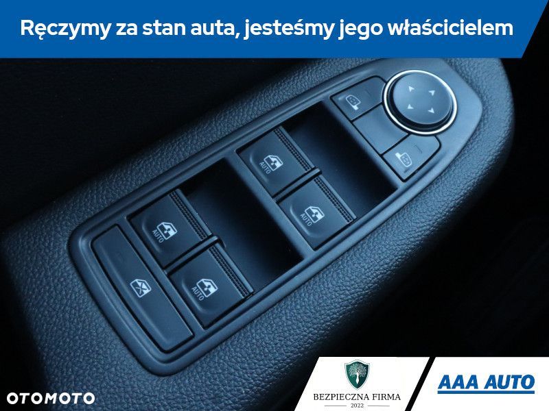 Renault Clio - 17