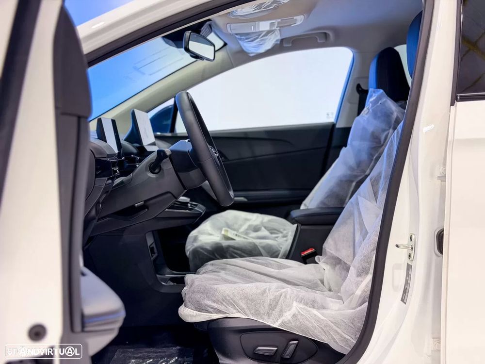 MG MG4 64 kWh Luxury - 8