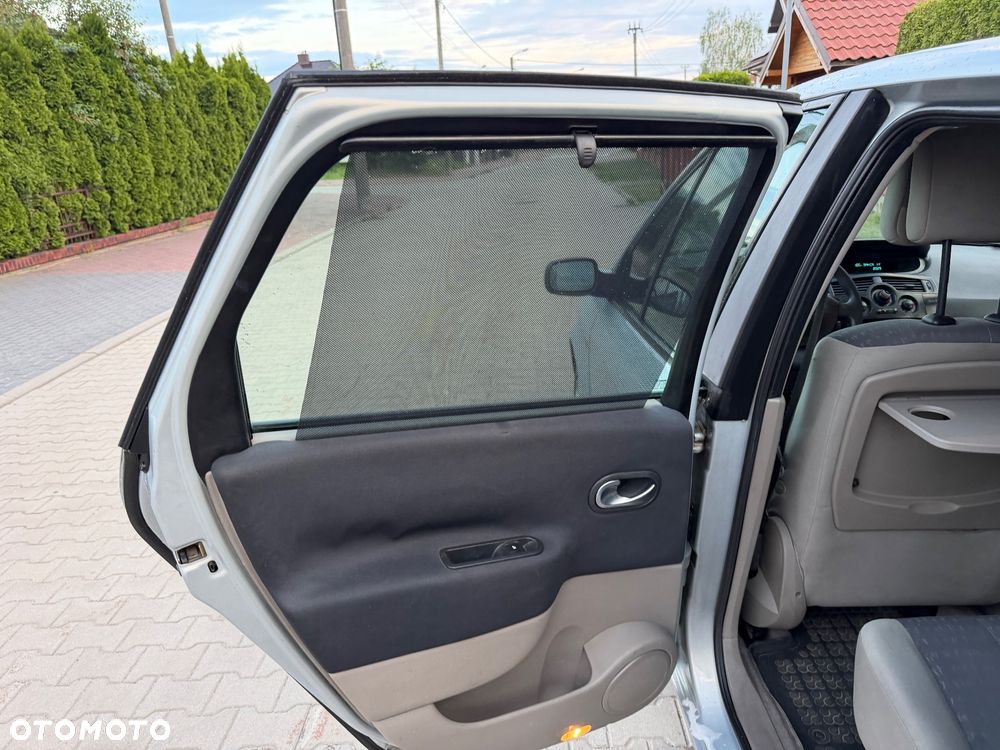 Renault Scenic 1.6 Confort Expression - 18