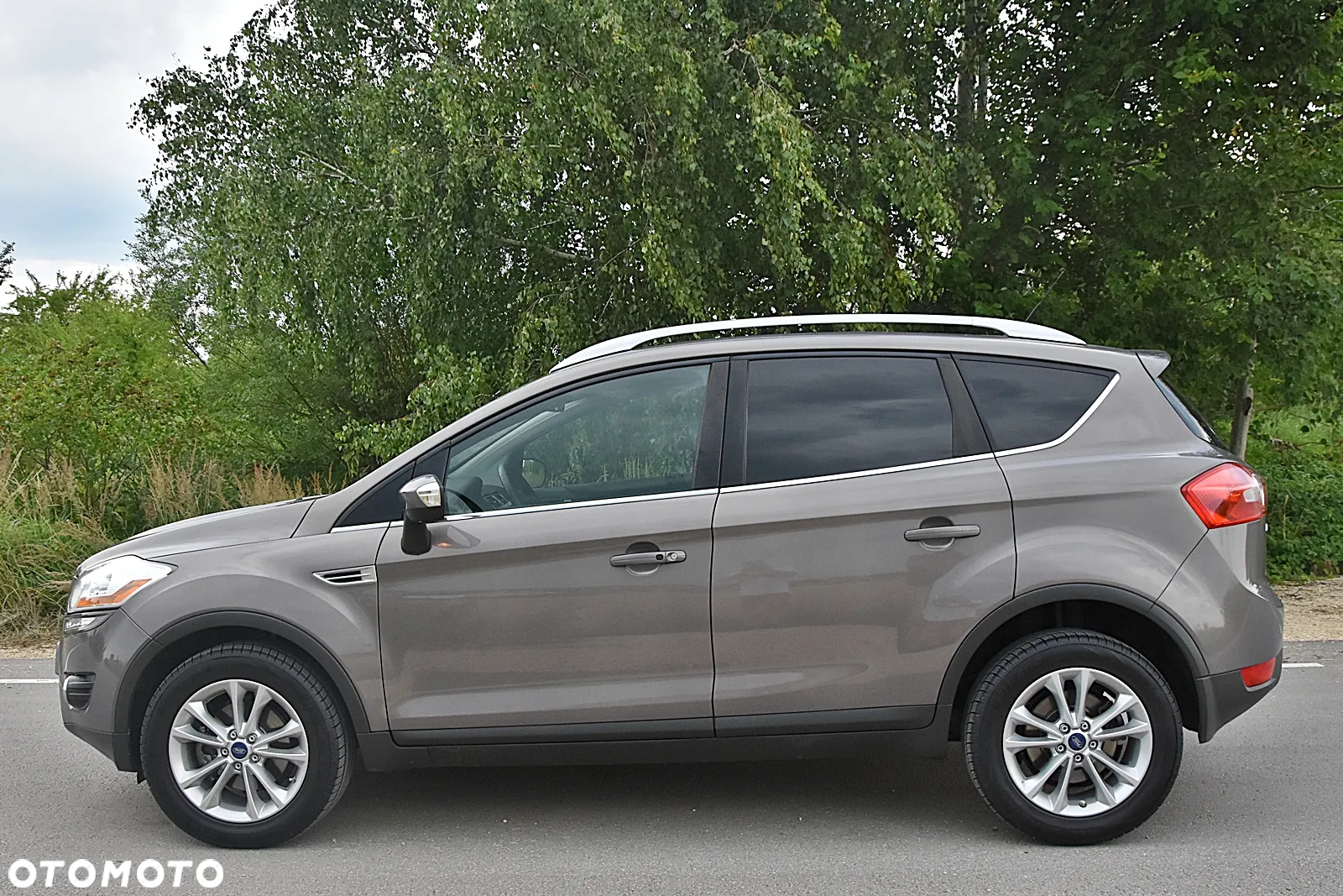 Ford Kuga 2.0 TDCi Titanium - 9