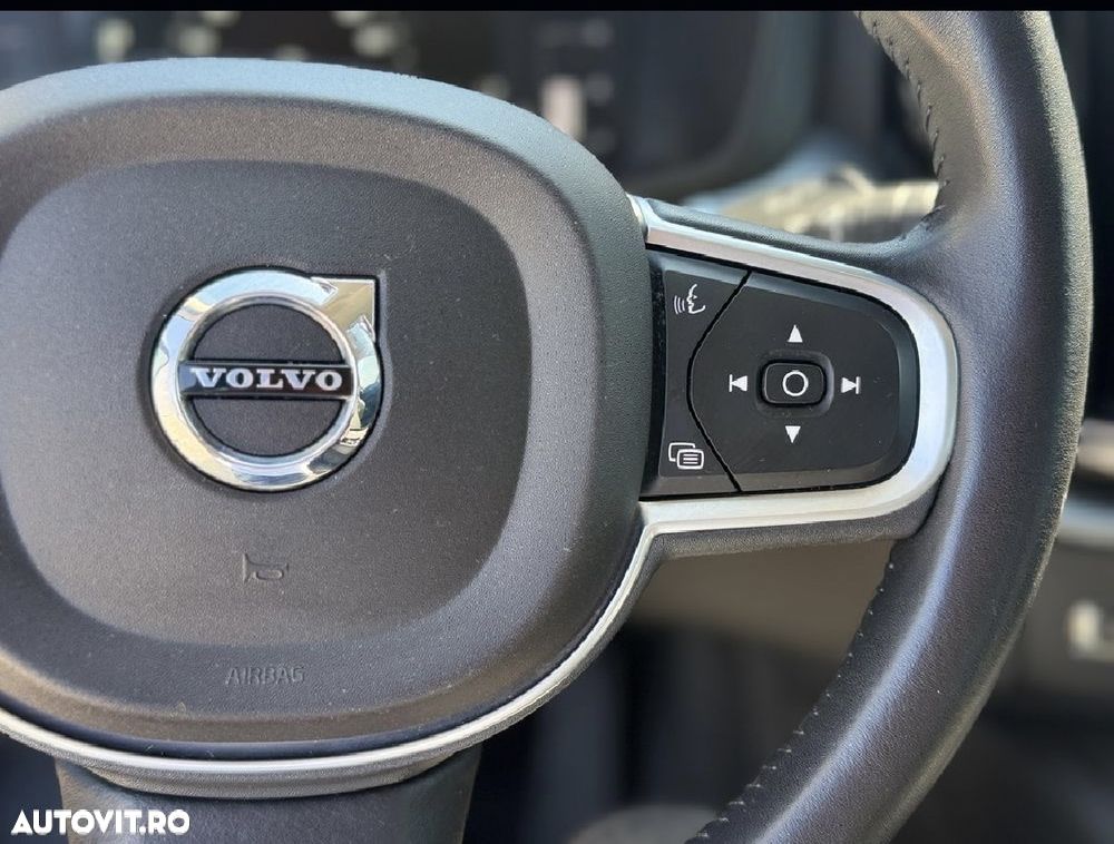 Volvo XC 60 T5 AWD Momentum - 16