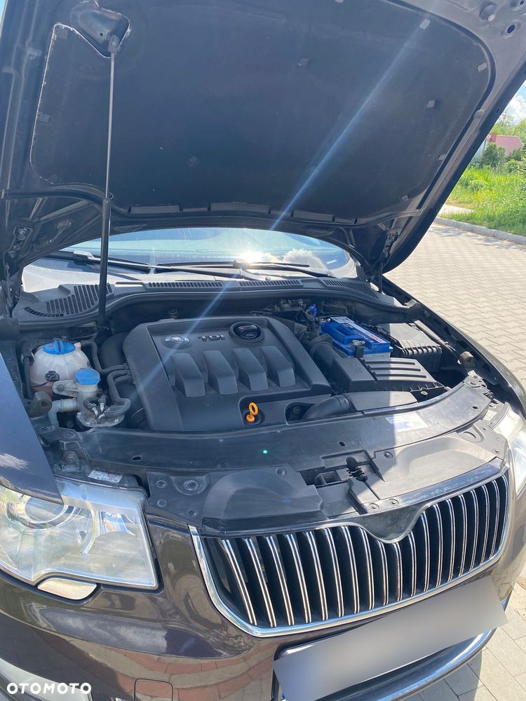 Skoda Superb 1.9 TDI Ambition - 17