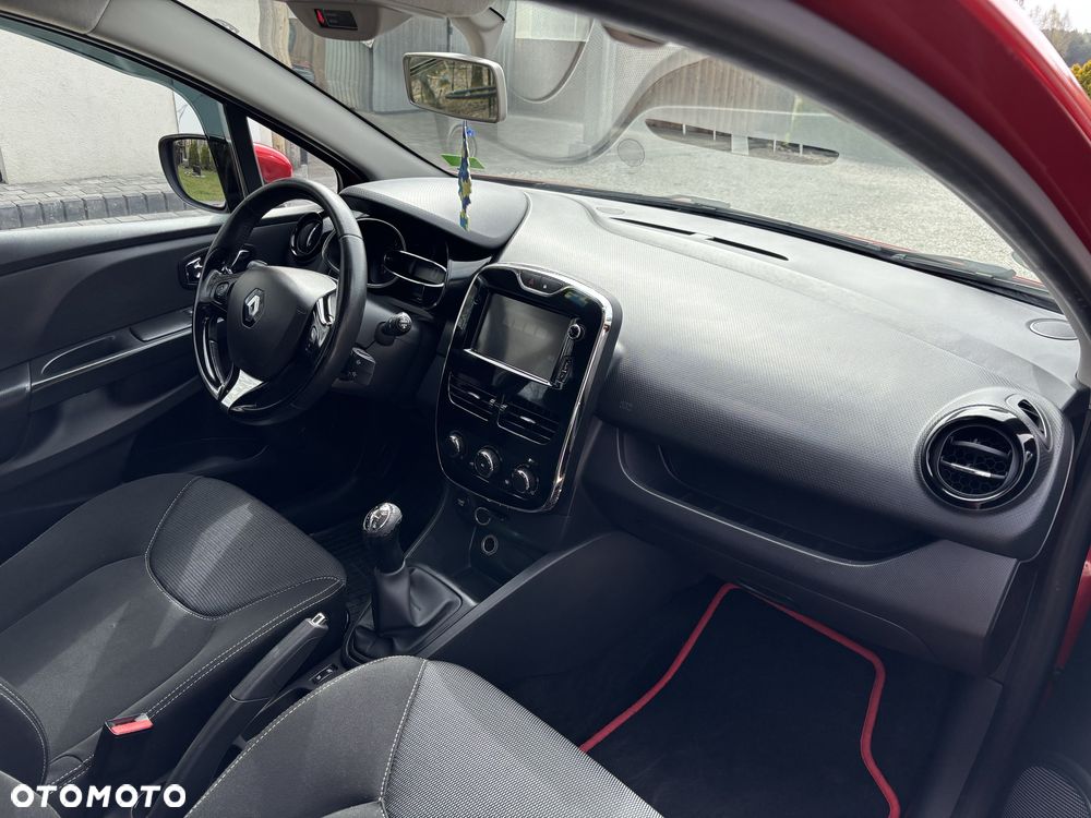Renault Clio - 8