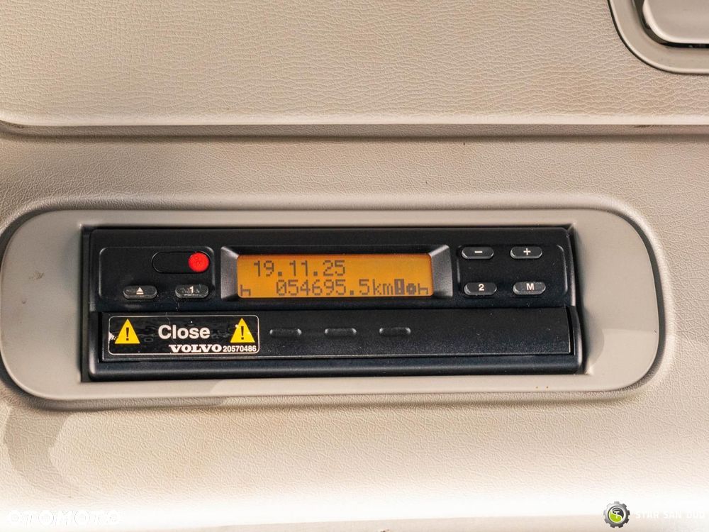 Volvo FH480 8x2 HMF 6020-OK6 HDS Żuraw 2016 rok Crane - 16