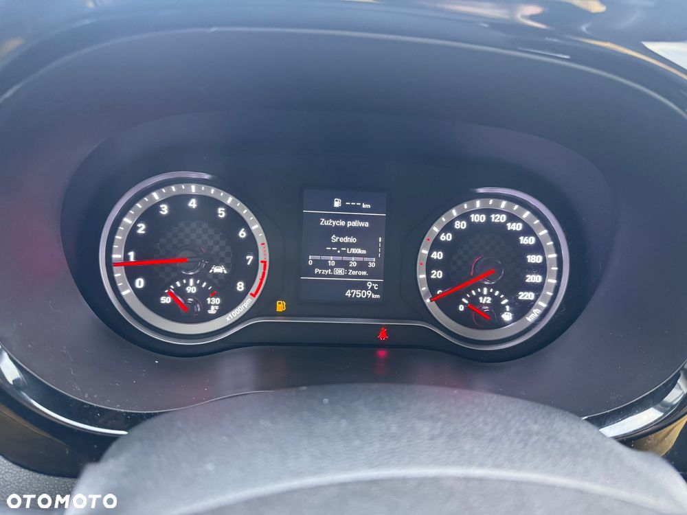 Hyundai i10 1.0 EDITION 30+ - 6