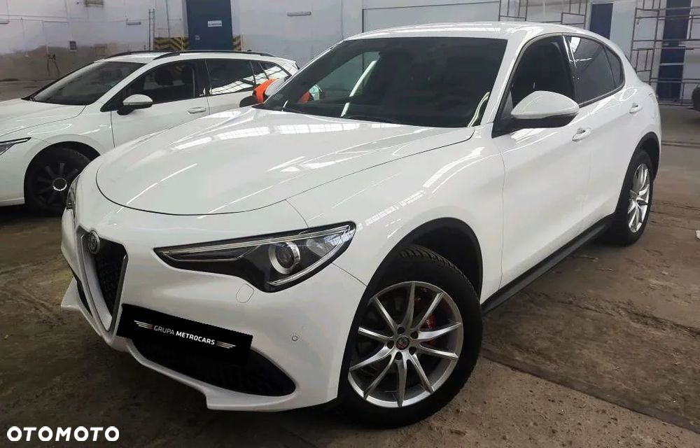 Alfa Romeo Stelvio 2.0 Turbo Executive Q4 - 3