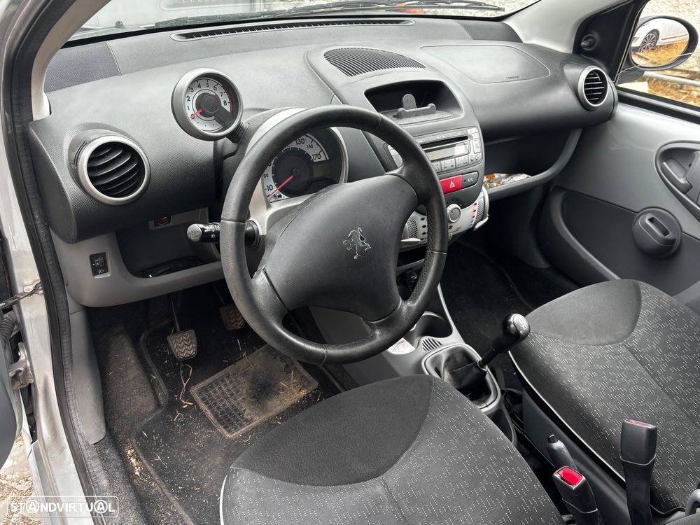 Peugeot 107 1.0 Black&Silver - 6