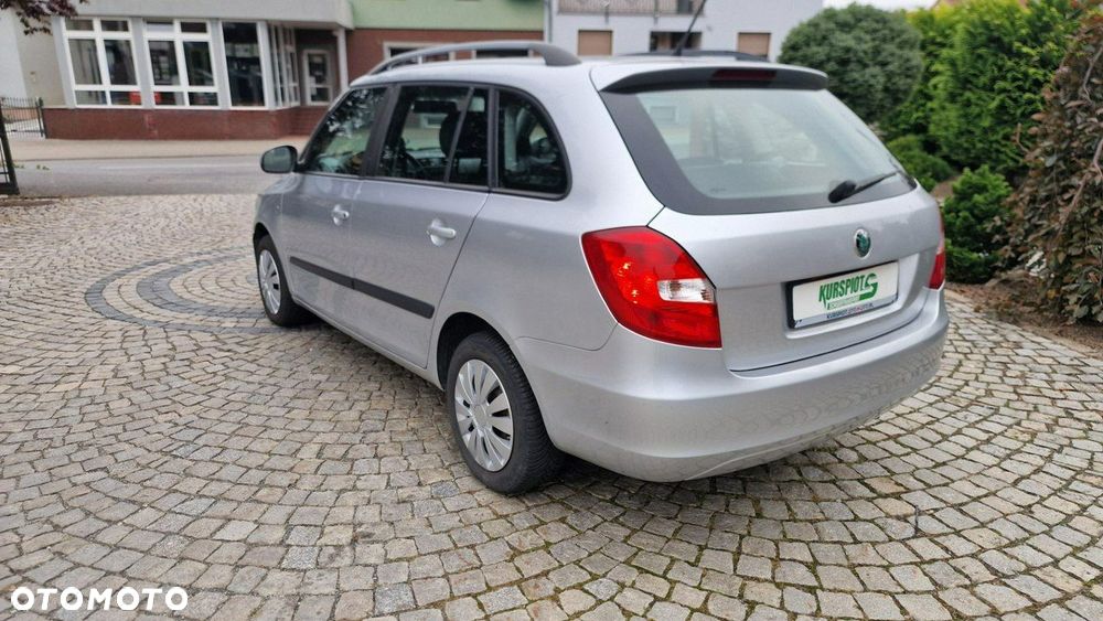 Skoda Fabia - 3