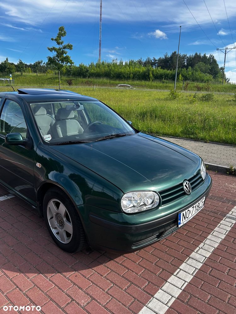 Volkswagen Golf 1.6 - 23