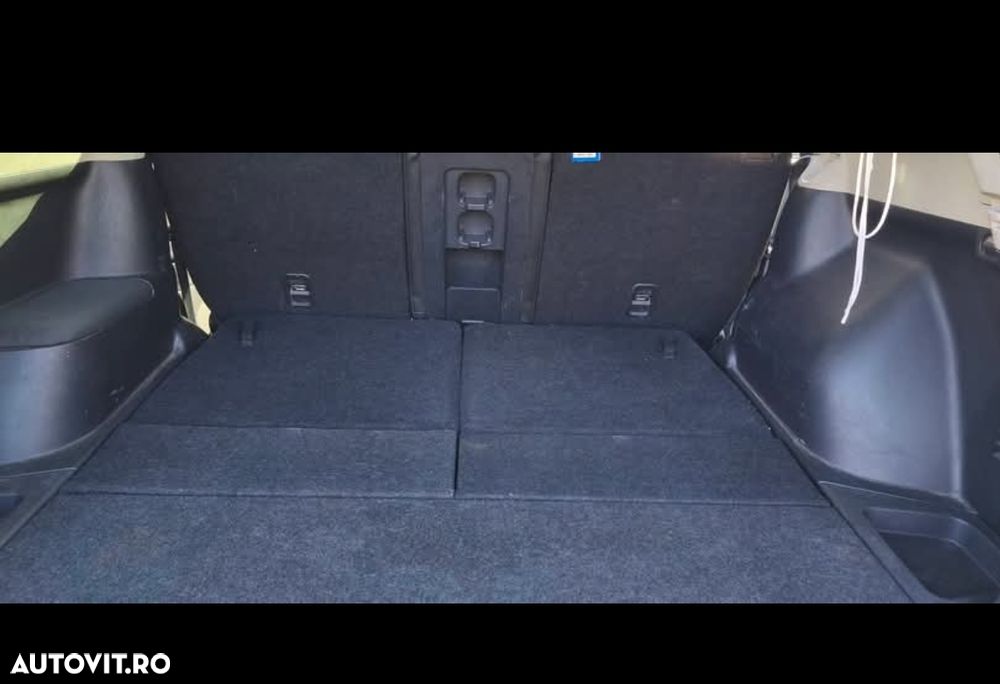 Nissan Qashqai+2 - 12