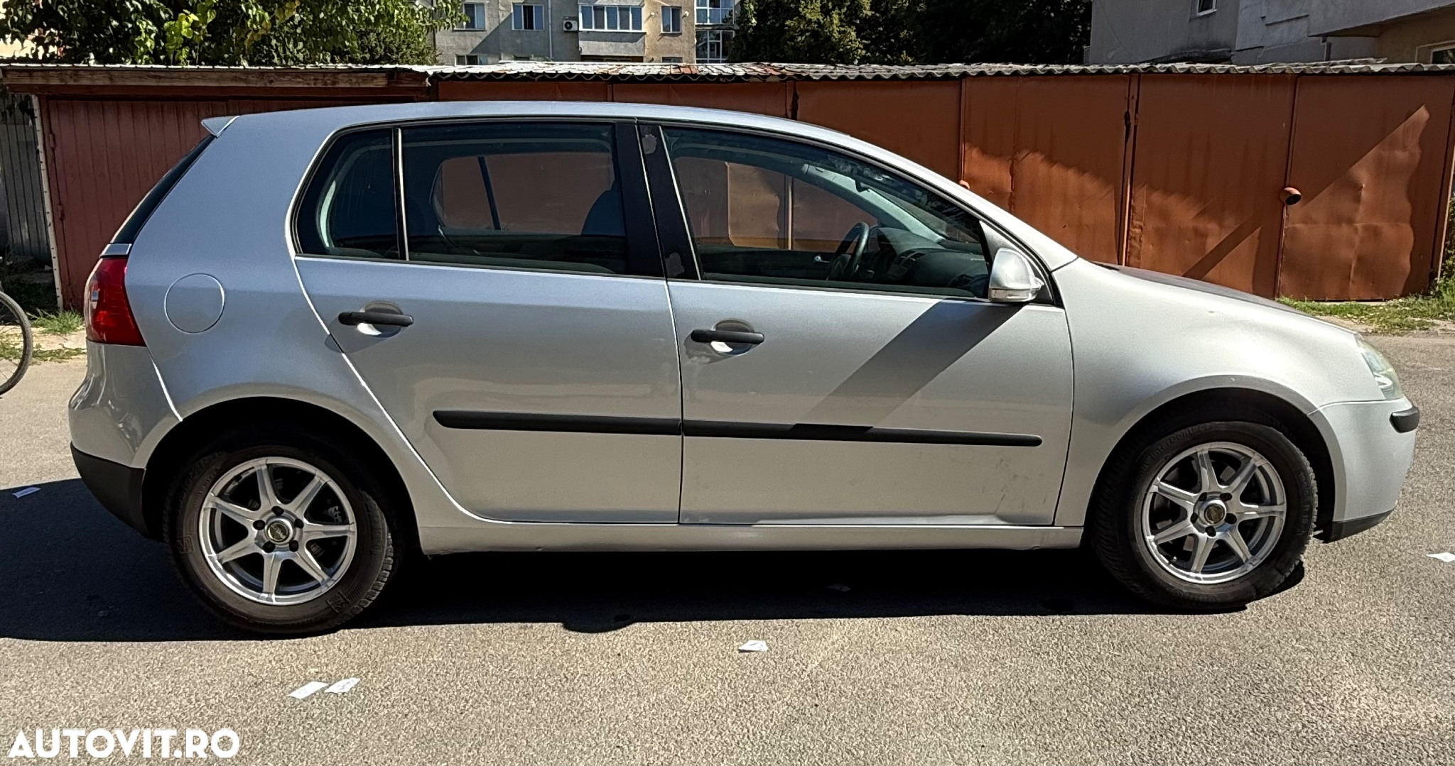 Volkswagen Golf 1.9 TDI Comfortline - 8