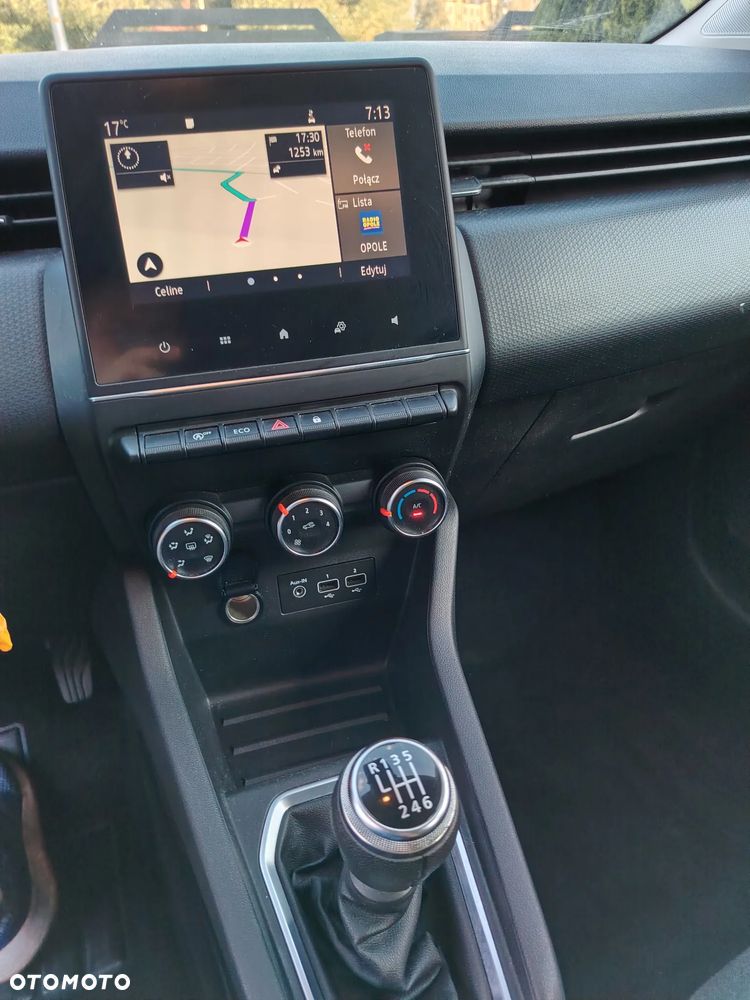 Renault Clio BLUE dCi 85 BUSINESS EDITION - 17