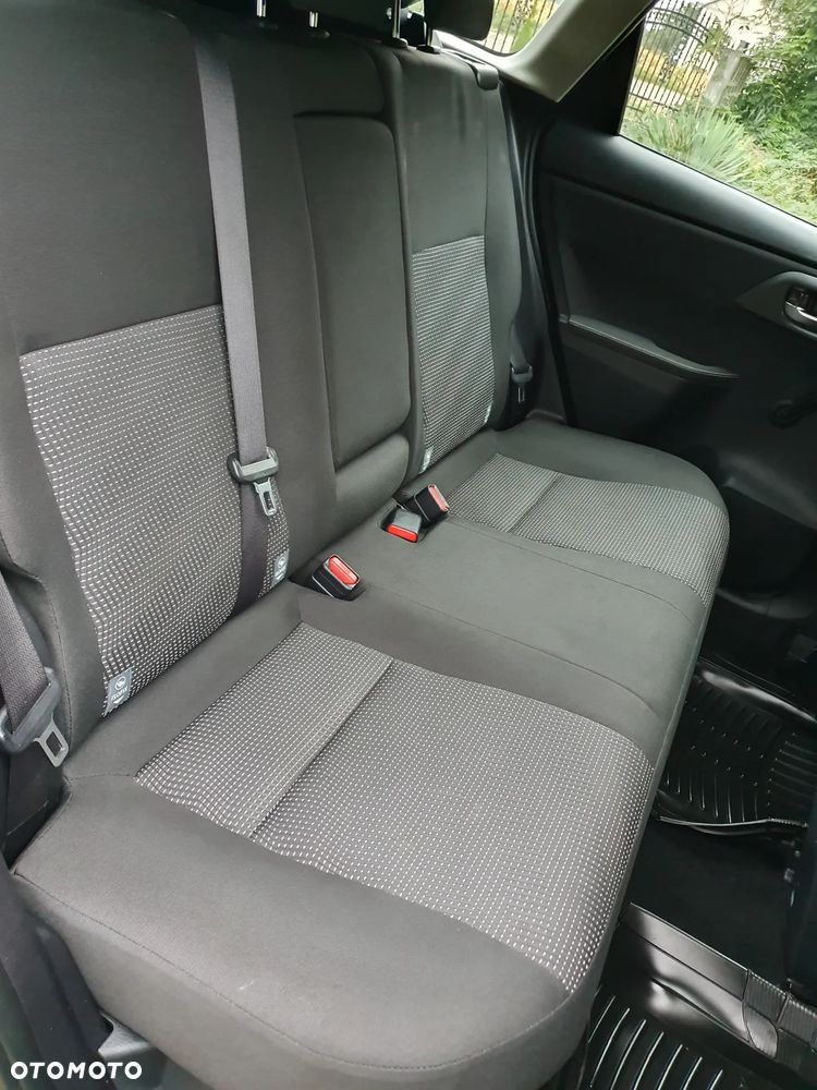 Toyota Auris - 25