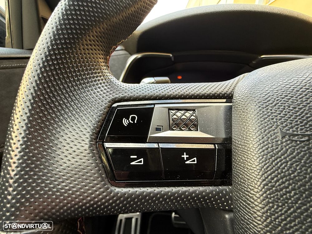 DS DS7 BlueHDI 130 Aut. Performance Line - 21