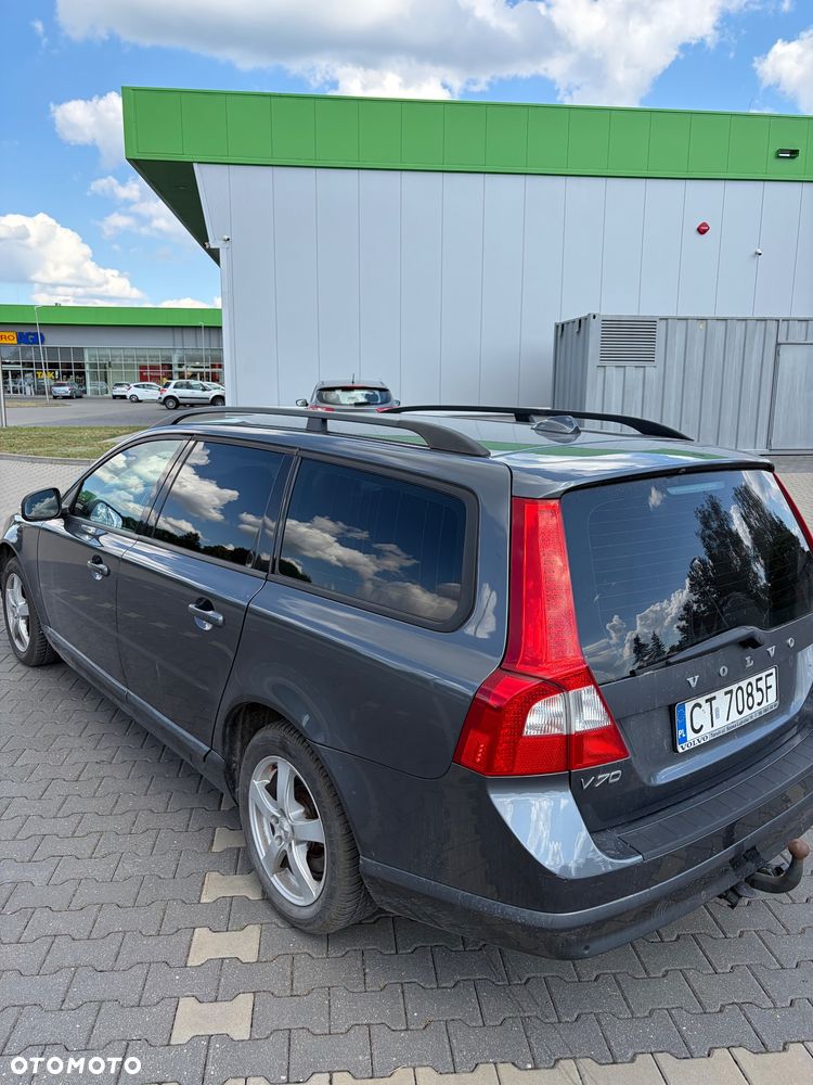 Volvo V70 2.0 Momentum - 4