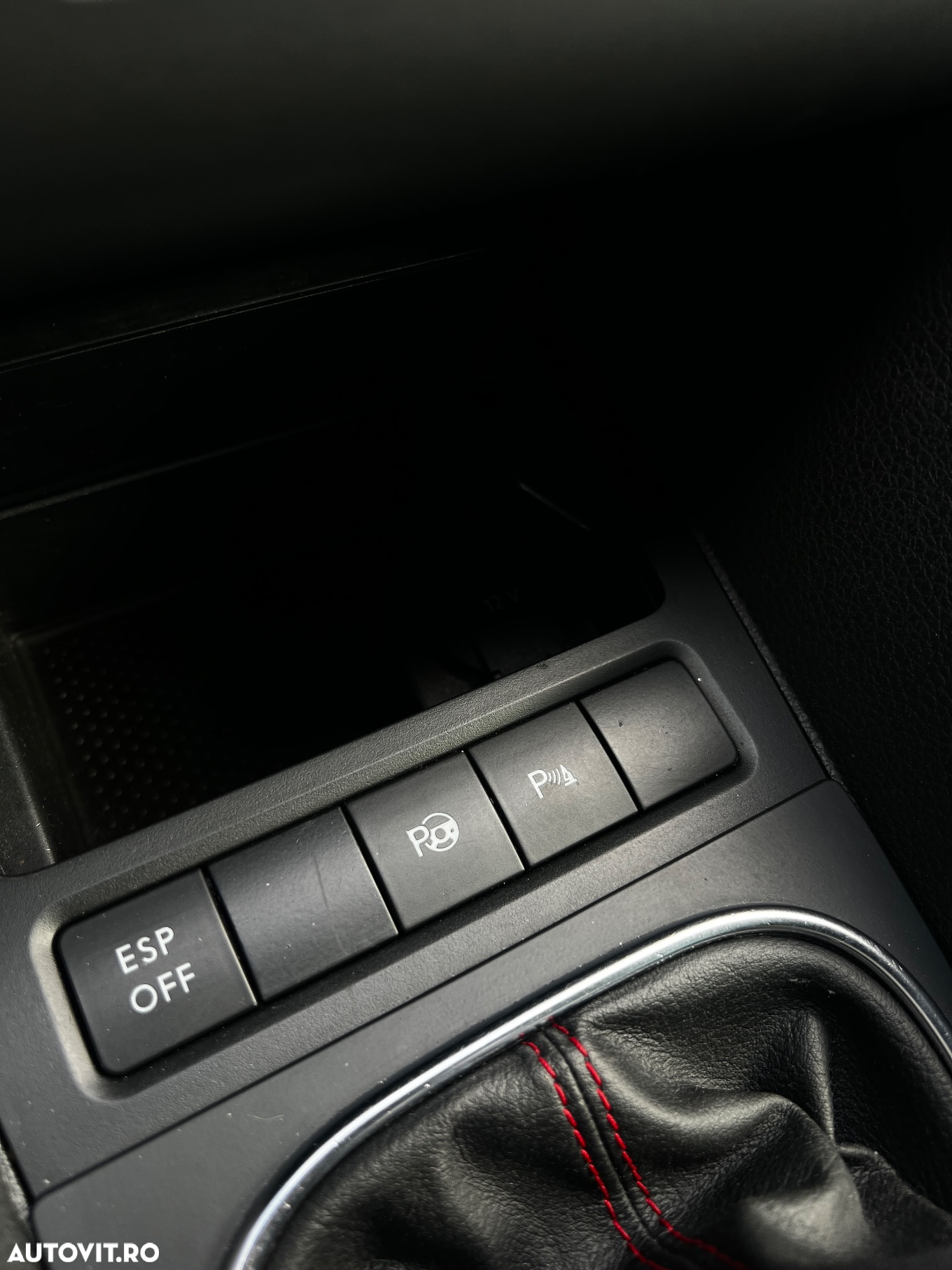 Volkswagen Golf 2.0 GTI - 12