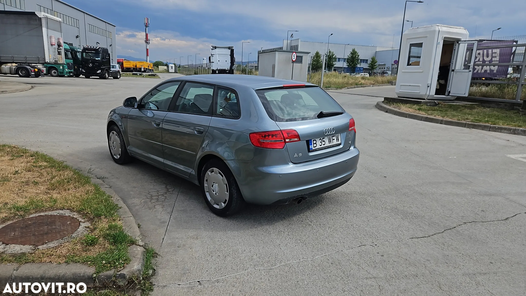 Audi A3 Sportback 1.6 Attraction - 3