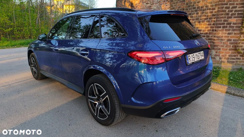 Mercedes-Benz GLC 300 4-Matic - 3