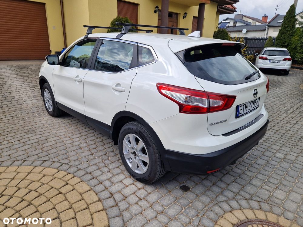 Nissan Qashqai 1.2 DIG-T Acenta EU6 - 6