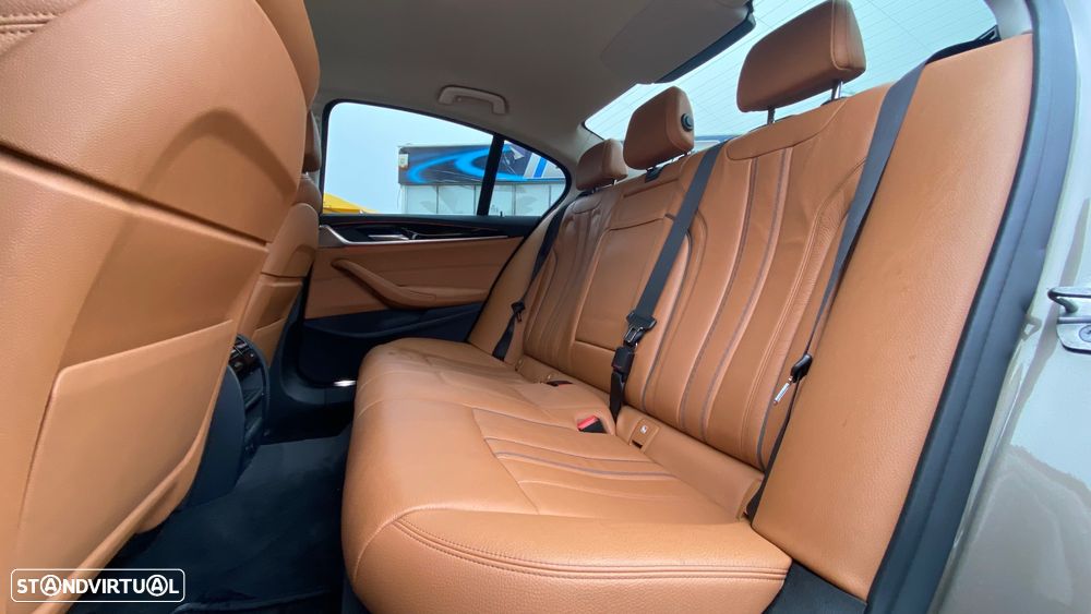 BMW 530 e iPerformance Line Luxury - 22