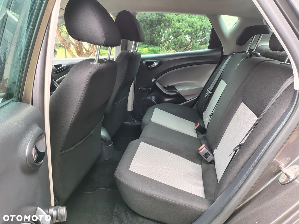 Seat Ibiza 1.4 16V Style - 11