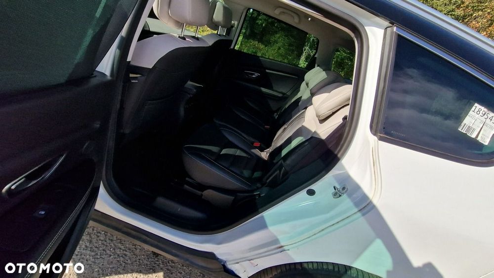 Renault Grand Scenic - 35