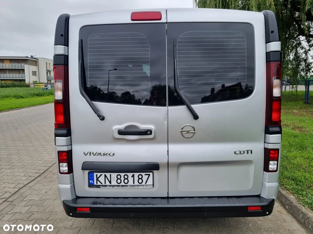 Opel Vivaro - 9