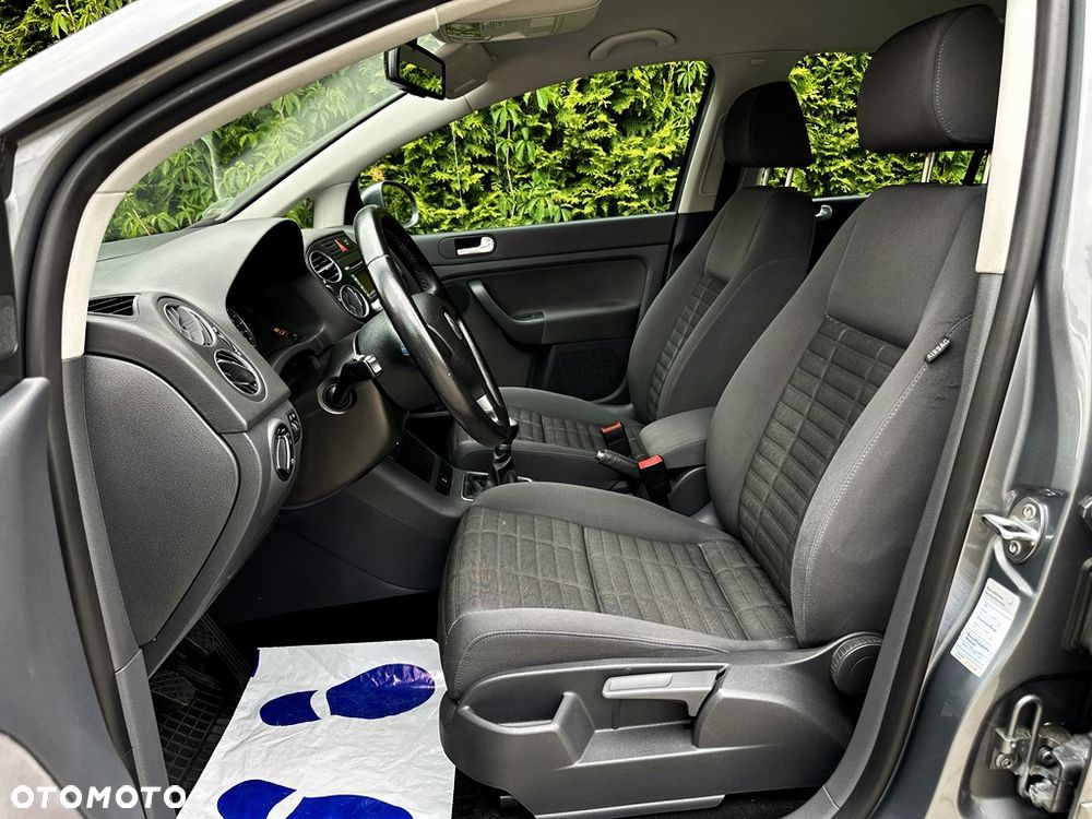 Volkswagen Golf Plus 1.9 TDI DPF Tour Edition - 21