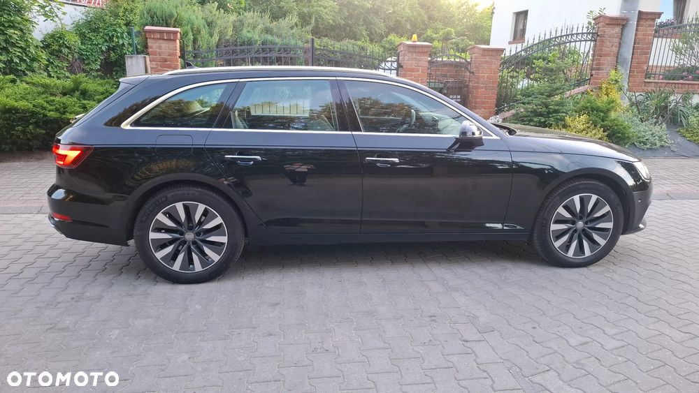Audi A4 Avant 2.0 TDI S tronic - 5