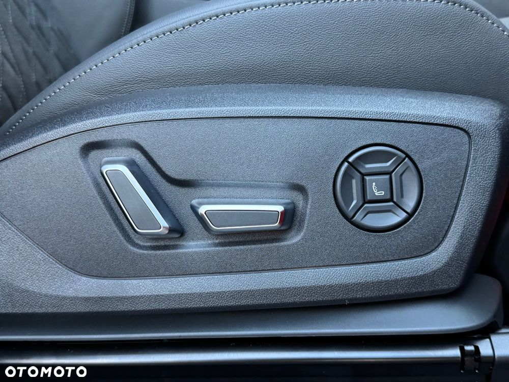 Audi Q6 e-tron - 40