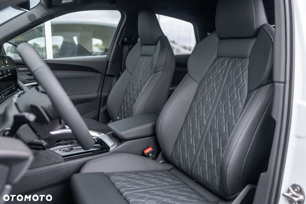 Audi Q5 Sportback - 13