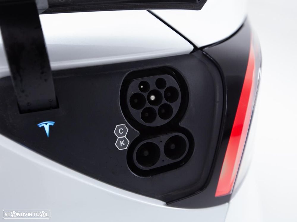 Tesla Model 3 Standard RWD Plus - 17