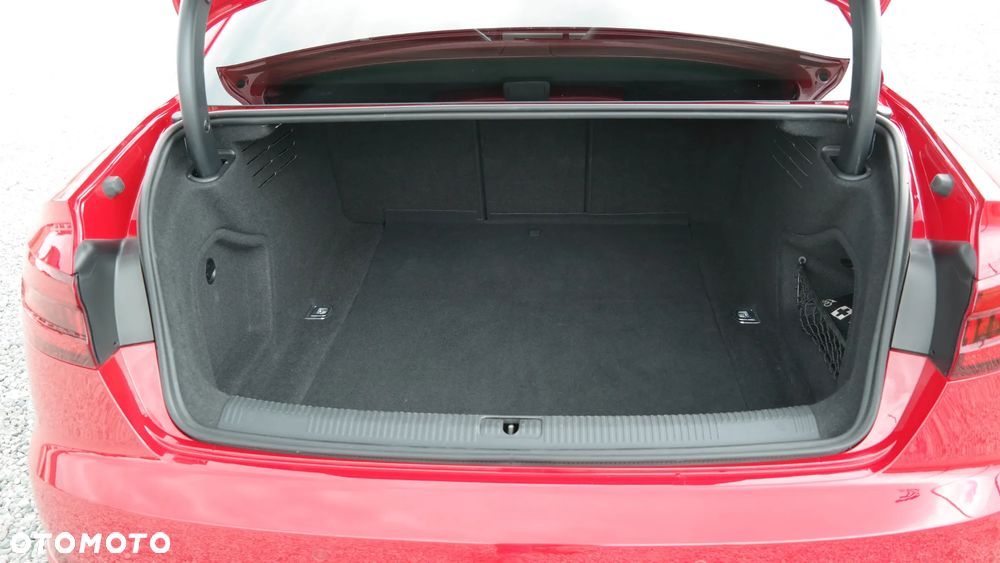 Audi A4 Limousine 35 TFSI mHEV S Line S tronic - 27