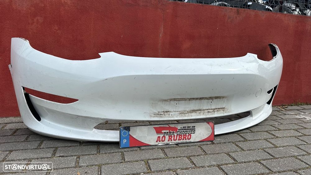 Parachoque Tesla model 3 - 2