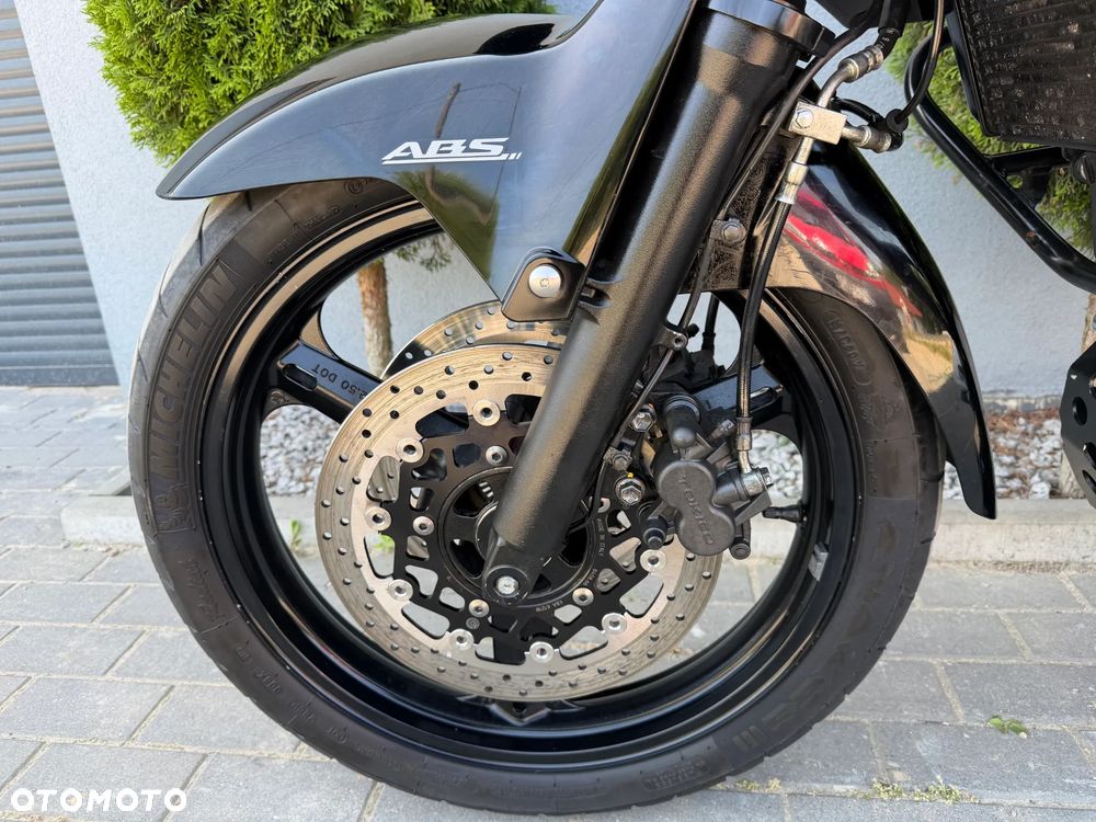 Suzuki DL - 35