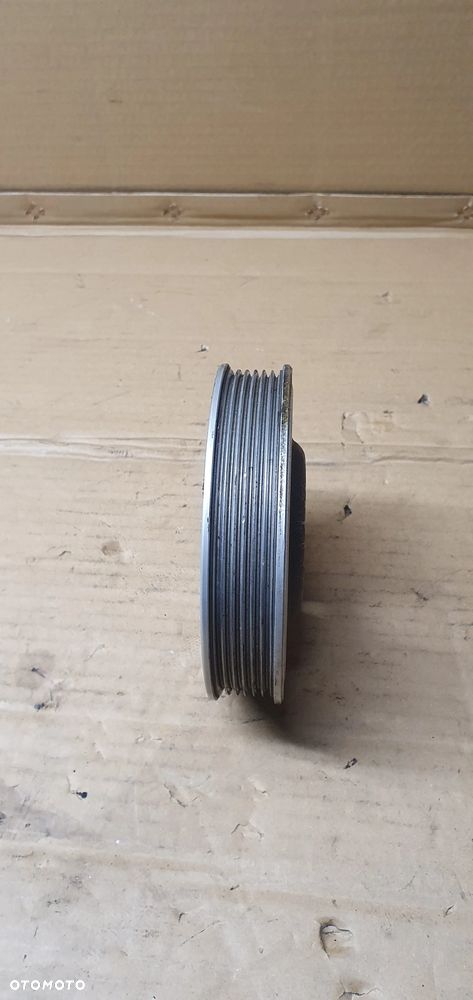 Koło pasowe wału Audi A4 B6 1.6 06B105255J - 3