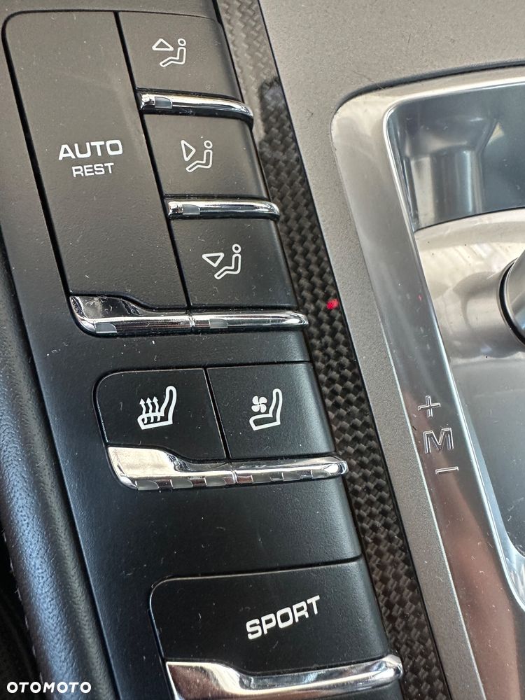Porsche Panamera - 13