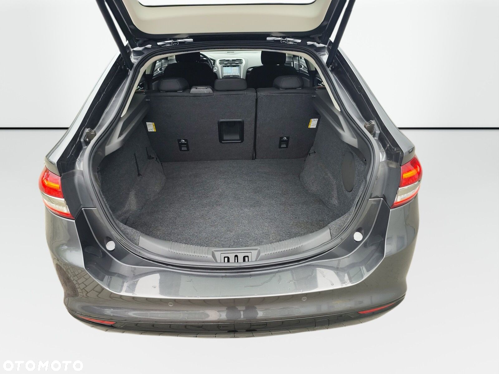 Ford Mondeo - 18