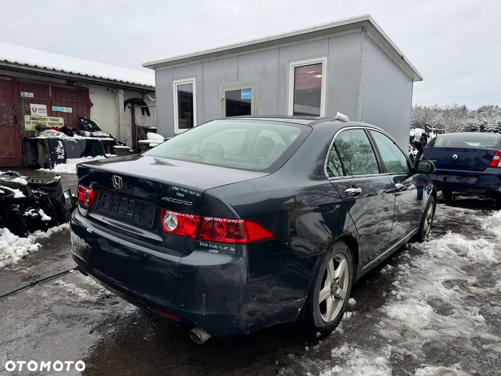 HONDA ACCORD VII LAMPA PRAWY TYŁ PRAWA TYLNA Z BŁOTNIKA BŁOTNIK SEDAN - 14