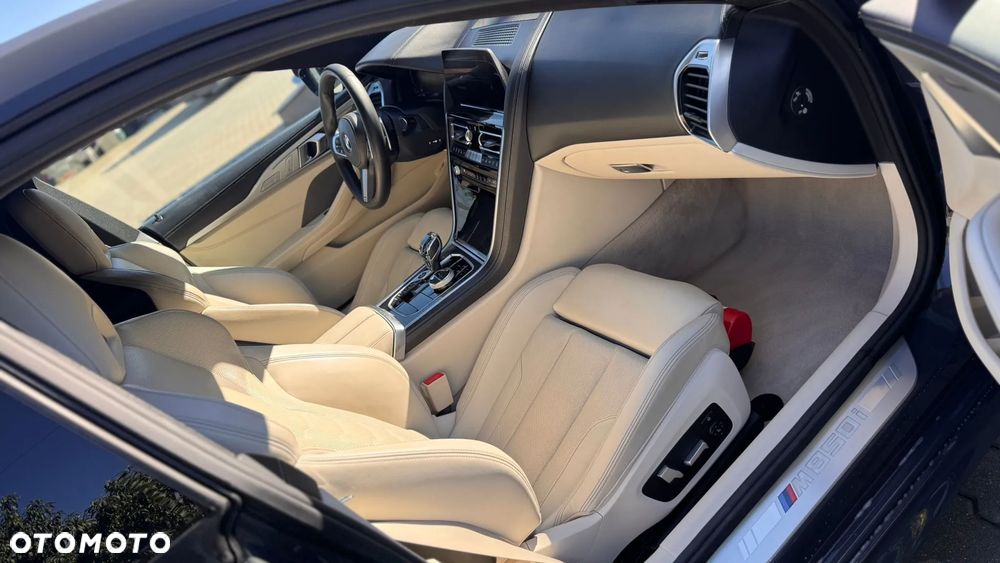 BMW Seria 8 M850i xDrive - 13
