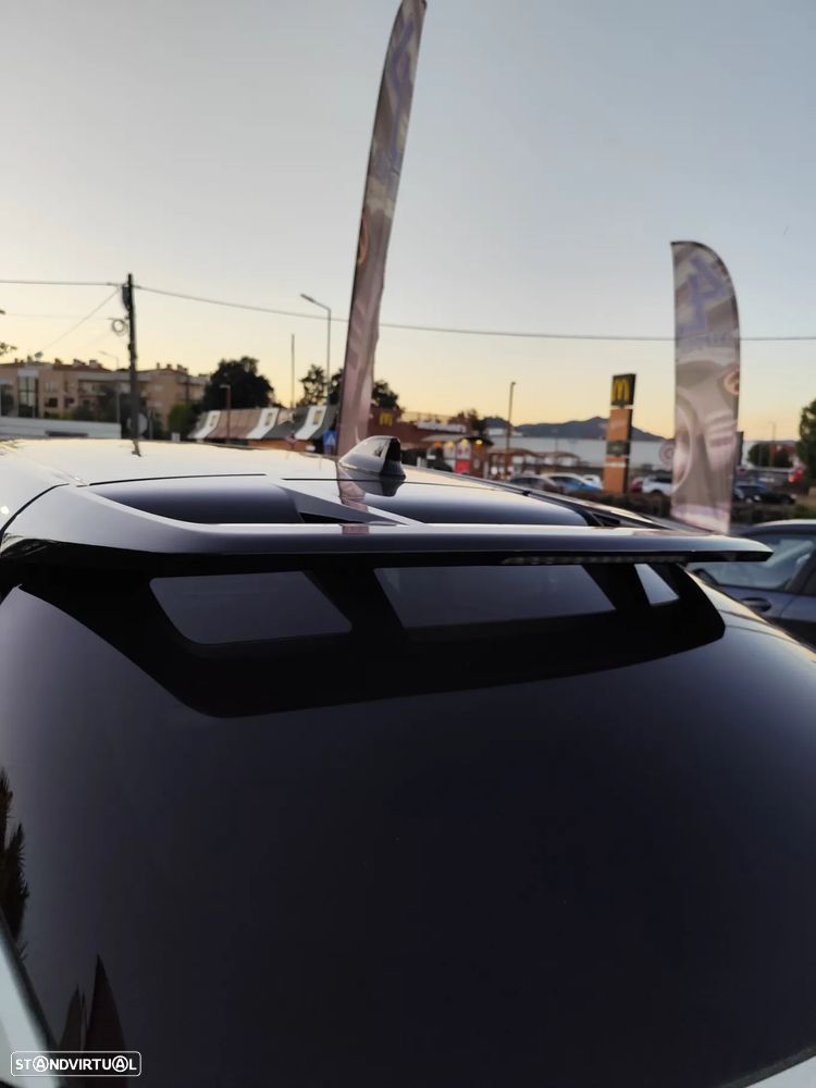 Toyota C-HR 1.8 Hybrid Exclusive+P.Luxury - 5