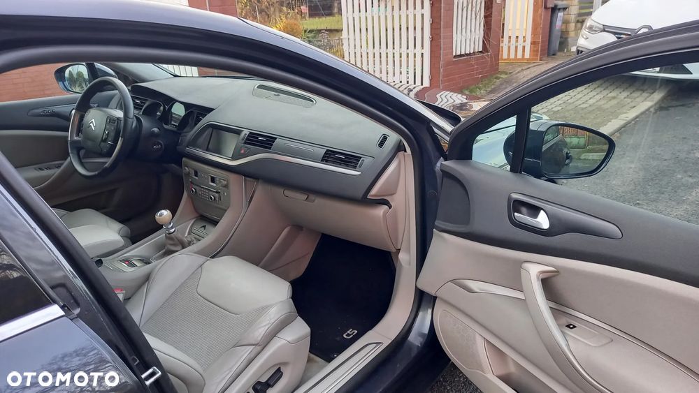 Citroën C5 2.0 HDi Exclusive - 8