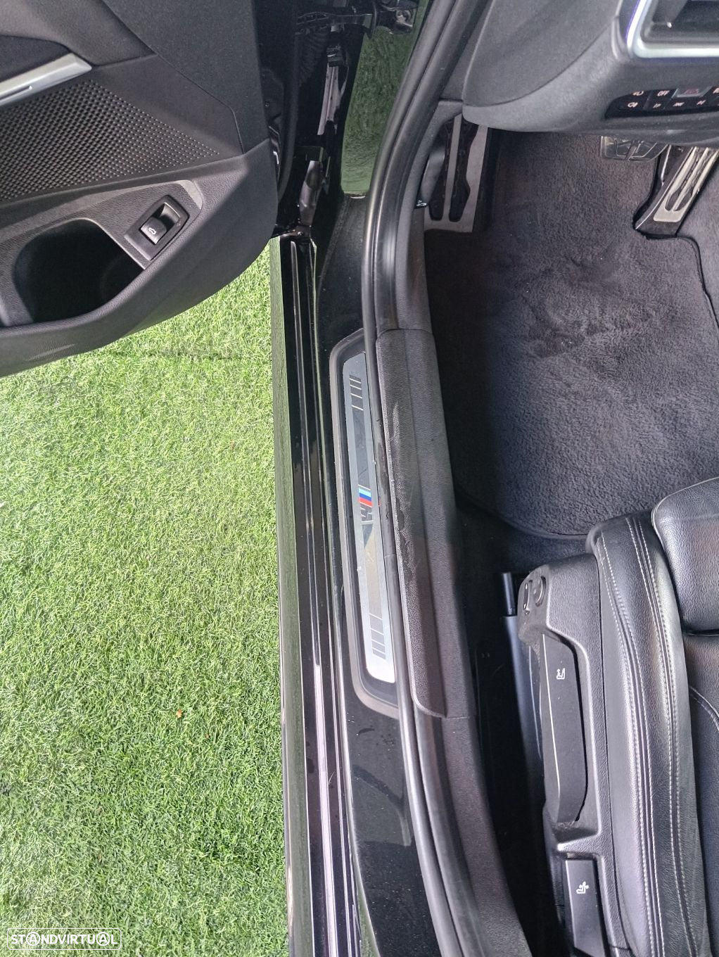 BMW 320 d Touring xDrive Pack M Auto - 38