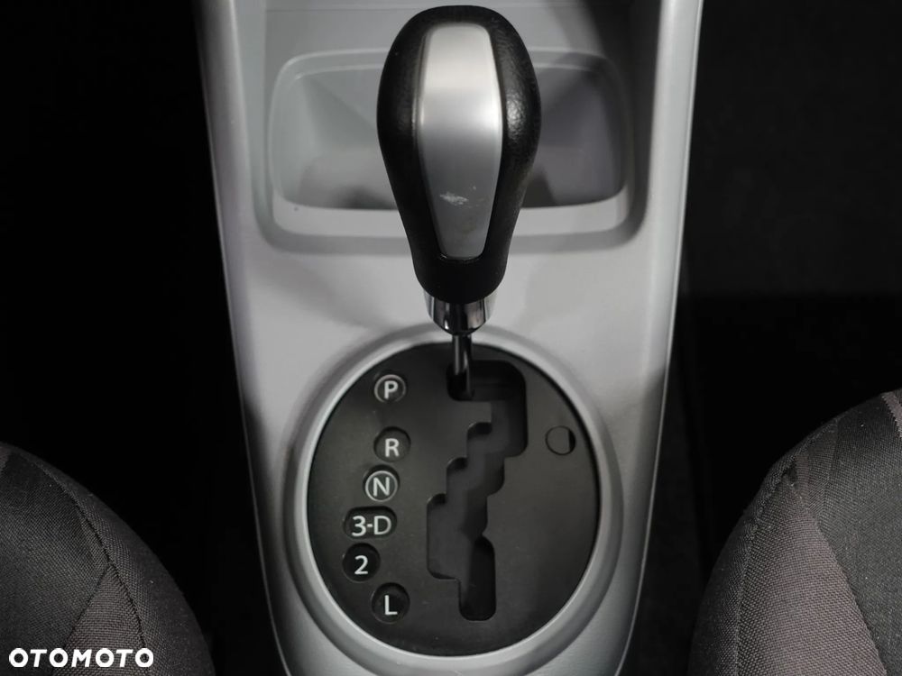 Nissan Pixo - 32