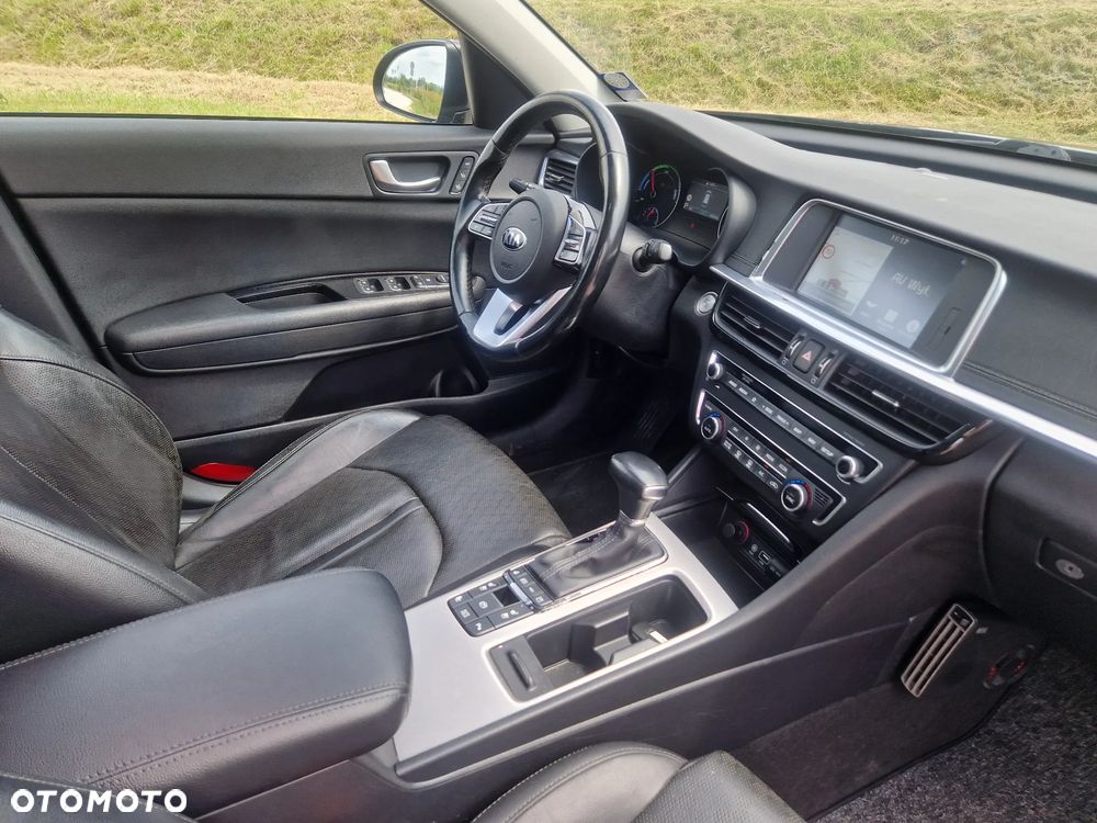 Kia Optima - 23