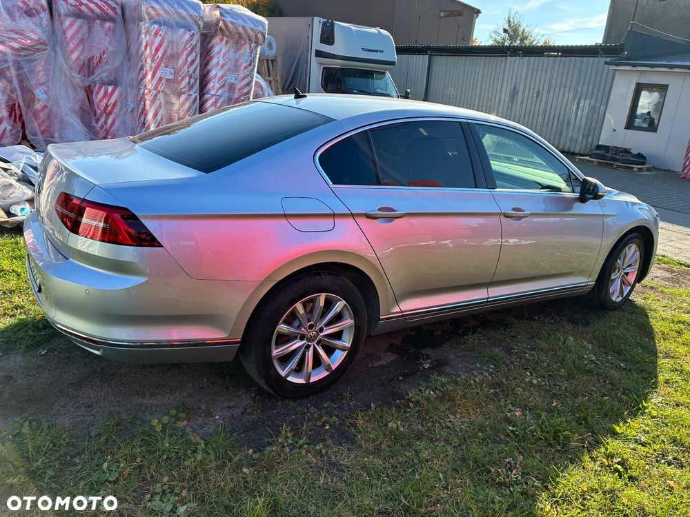 Volkswagen Passat - 7